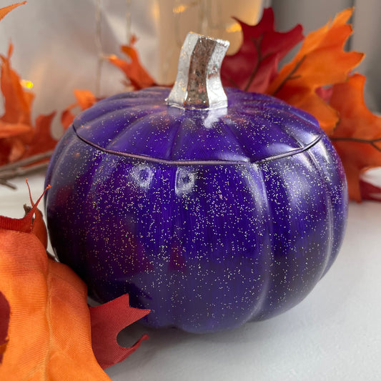 Violettes Kürbiszauber Duftkerze